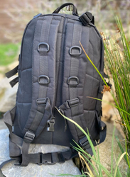 Batoh army černý 45l původně 990 Kč